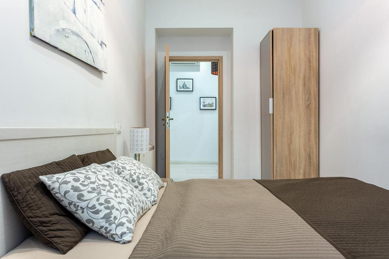 Goldcentral Apartment Dob Budapesta Exterior foto